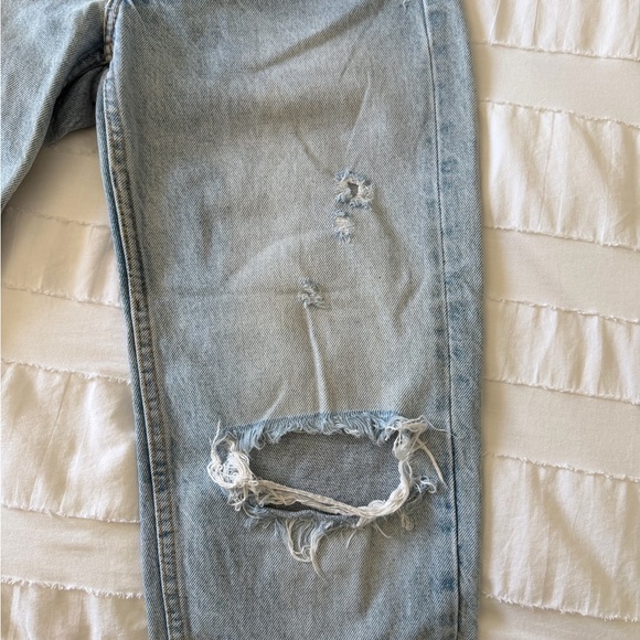 ZARA Light Wash Distressed Straight Leg Jeans Cropped Raw Hem Size 24 - Picture 6 of 6